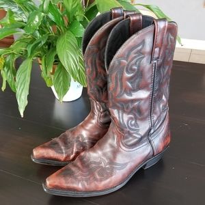 Laredo Hawk mens cowboy boots, sz 11D